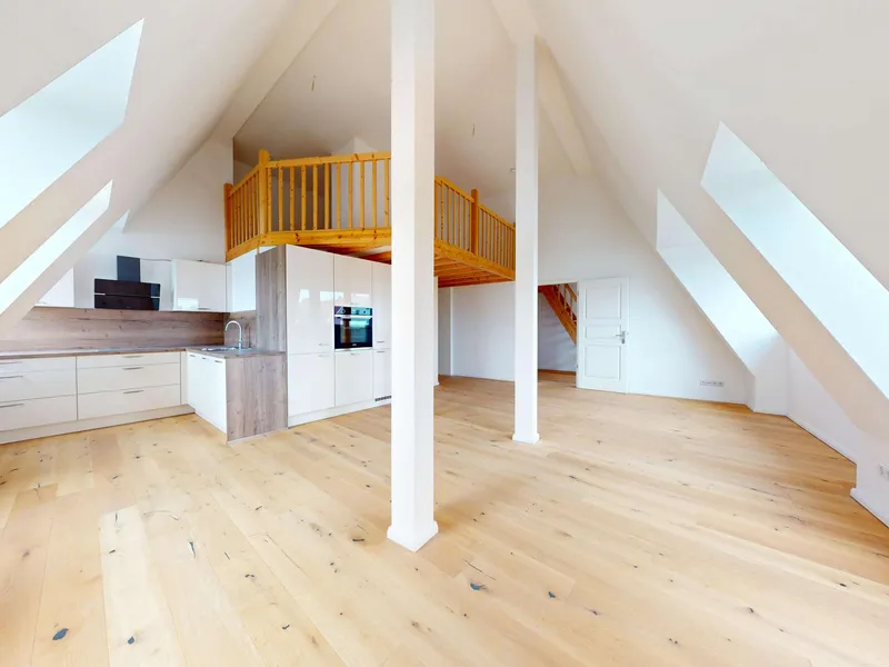 Exklusive Dachgeschosswohnung mit Loft-Feeling — photo 1